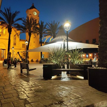Apartamento Plaza De La Iglesia Deltebre Εξωτερικό φωτογραφία